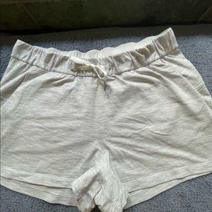 Lululemon On the fly Athletics size 12